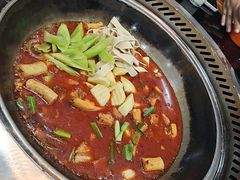 -三里屯土灶炖公鸡地锅鸡(江东店)