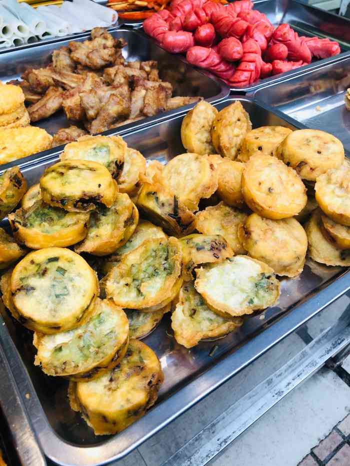 潮汕小吃棉湖春卷-"公司下午茶叫的,很油,是炸的,的确忍不住.