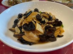 -侬佳蒸菜馆(听潮店)