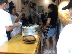 大堂-胡记包子