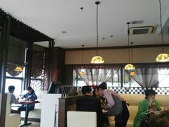-爱丽丝牛排西餐厅(光谷步行街店)