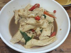 -老三样·美食研究中心(世贸路店)