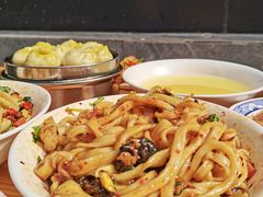 -王菊美食街·王菊面馆(总店)