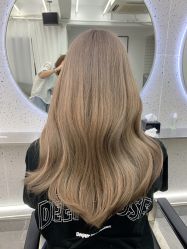-COMO SALON 烫染可茉发型