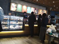 -星巴克臻选(周浦万达店)