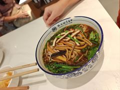 -镇南锅盖面馆(解放路店)