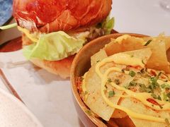 -阿妮叶李(光谷世界城店)