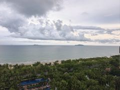-三亚湾海居雅高铂尔曼度假酒店
