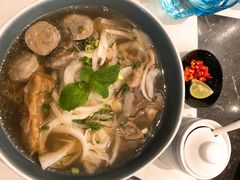 -港丽餐厅(高德置地店)