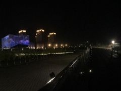 -南京眼步行桥