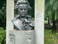 -广东外语外贸大学(白云山校区)