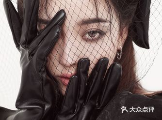 女孩的裙摆撑得起所有温柔和盛夏