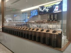 自助取餐区-喜茶(上海奉贤宝龙店)
