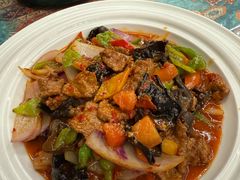 -乡村馕坑肉·烧烤·新疆菜·本地人更爱吃(阿勒泰首店)