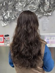 -茶发Salon·烫发染发理发