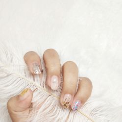 -米小兔美甲美睫