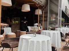 露天位-翠贝卡&Mama Kelly Brunch Coffee(河西店)