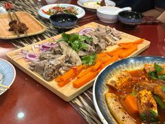 手抓羊肉-新疆伊宁远征餐厅
