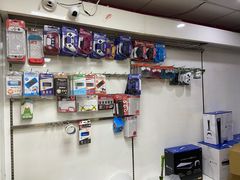 -上海南东电玩(上海置地广场周大福店)