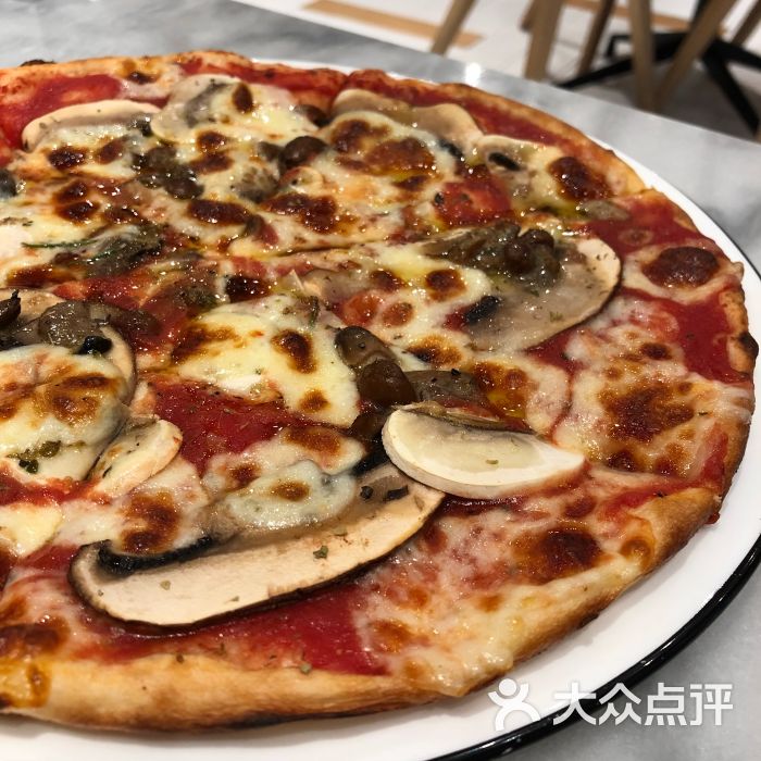 pizza marzano玛尚诺(广州天汇广场店)松露菌披萨图片 第4张