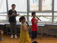 -蓝话筒·少儿成人演讲口才·主持朗诵·戏剧表演(大华第一坊店)