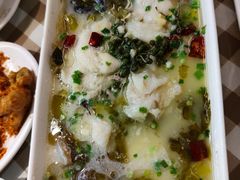 人气酸菜鱼-新大咀港式茶餐厅(宝山万达店)