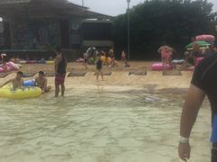 -热带风暴水上乐园(新镇路)