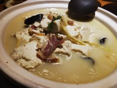 -吃饭皇帝大土家民族菜(正大广场店)