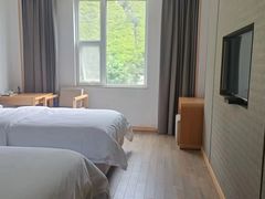 -西姆山居酒店(九寨沟沟口店)