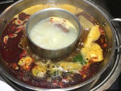 -重庆小天鹅火锅(中商广场店)