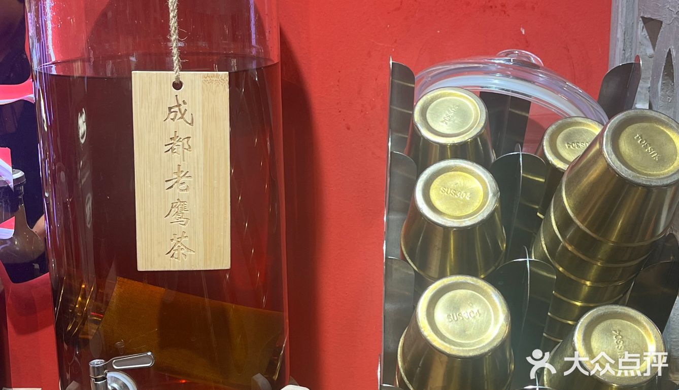 美食打卡！这家冒菜的套餐给的超级实在呀！