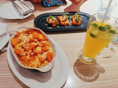 -必胜客(阿罗海店)