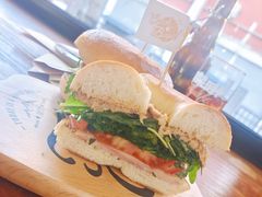 -Catch Bagel(芳草地店)