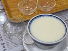 热姜撞奶-周大娘牛乳(旧寨古村总店)