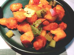 鲜果菠萝里脊-蜜桃花开·中西融合菜E&W(南长街店)