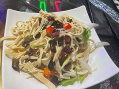 -牛鲜盛齐齐哈尔烤肉(曹路店)