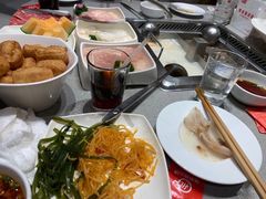 -海底捞火锅鲜切牛肉主题店(长寿路店)