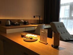 -优逸酒店(柳州窑埠古镇万象城店)