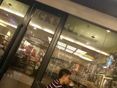 -星巴克(广州中华广场B1层店)