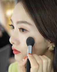 -Eling伊林彩妆·化妆培训(河西奥体店)