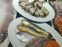 -头上红煨盐鸡·非遗院子餐厅