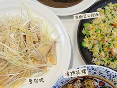 -品香菜馆(旗峰路中侨大厦店)