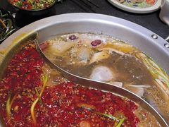 -沸炉重庆老火锅(军事博物馆店)