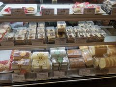 -红宝石·鲜奶小方·海派西点房(南翔店)
