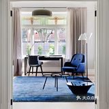 今日分享营造出顶天立地的效果，在视觉上拔高空间