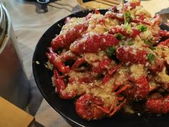 -巴厘龙虾·榜首油焖大虾(音乐学院·沿江酒馆店)