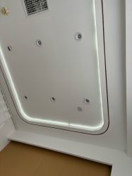 -康美贞·痘肌养护管理中心