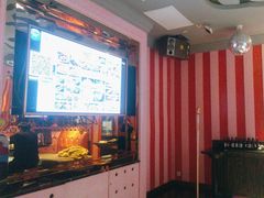 -依呀呀ktv烧烤小串(中山西路店)