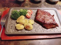 -豪亨世家牛排自助(乐群店)