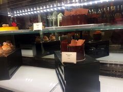 -上海半岛酒店·半岛精品店